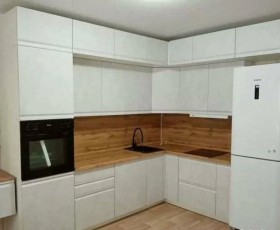 Модульная кухня Бруклин 2.4 x 2 м (Бетон белый) в Москаленки - moskalenki.katalogmebeli.com | фото 15